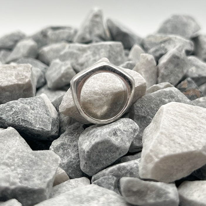 ESSENTIALS | KING RING