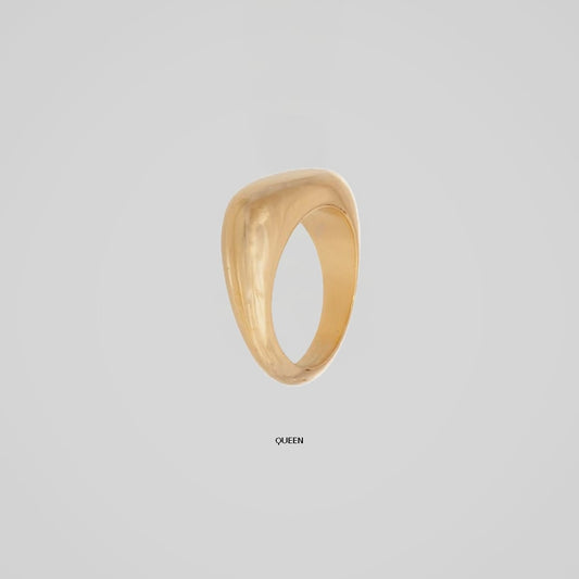 ESSENTIALS | QUEEN RING GOLD