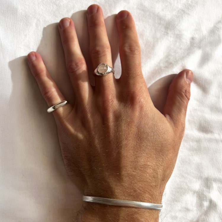 ESSENTIALS | KING RING